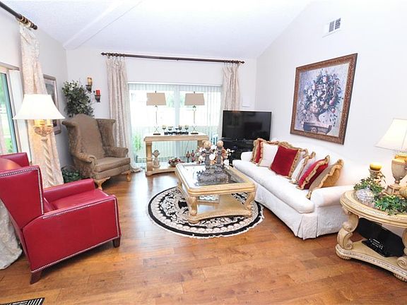 3rd image of 2935 Bough Ave Unit A