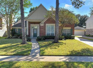 7334 Dogwood Falls Rd, Houston, TX 77095