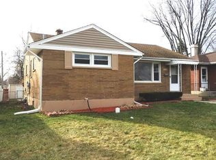 1305 Argonne Dr, North Chicago, IL