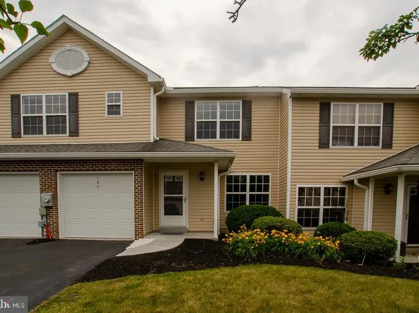 107 Peregrine Ln, Hummelstown, PA 17036