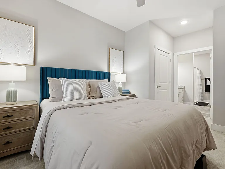 Pine Reserve Apartments — Photo 36