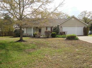 560 Todd Ray Cv, Henderson, TN 38340