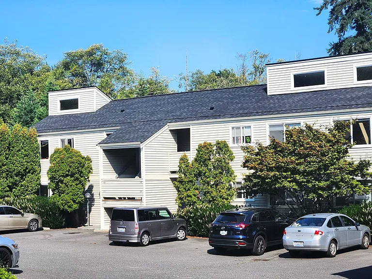 Heather Ridge, 2 Bedrooms, 1 Bathroom Apartments for Rent! — Photo 28