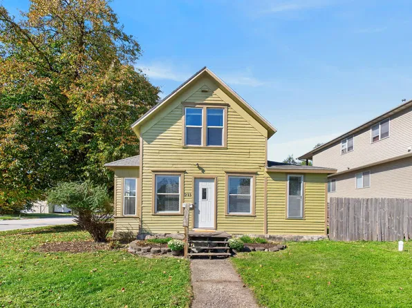 233 Washington Ave, Ames, IA 50010