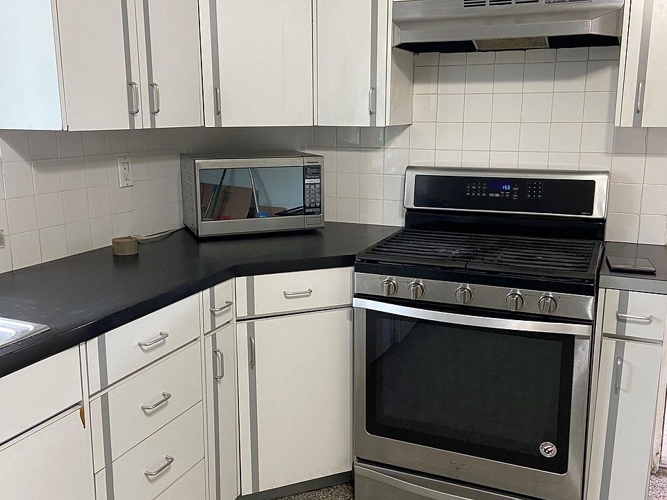 1st image of 151 21st Ave #1