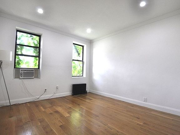 3rd image of 45 Carmine St APT 3C