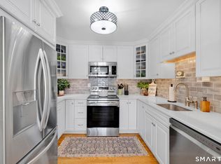 78 Landing Cir #78, Suffield, CT 06078