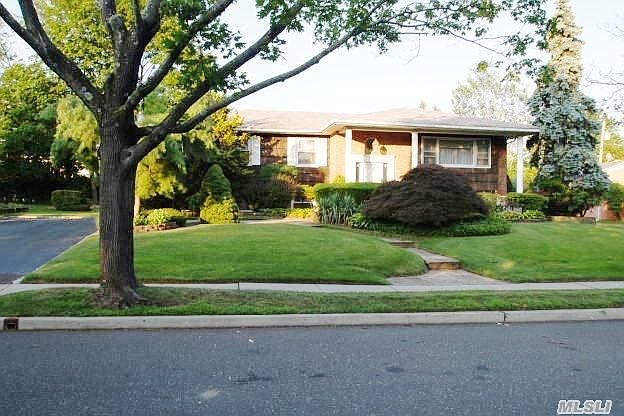 1st image of 96 Fairview Dr
