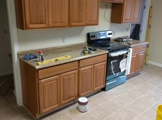 3 Chelsea St APT 3, Worcester, MA 01610