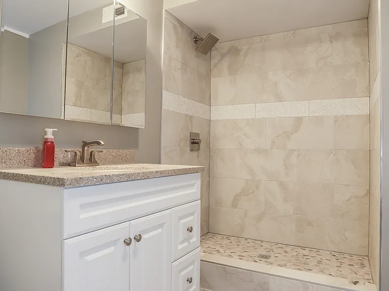 1584 N Clybourn Ave #3 — Photo 9