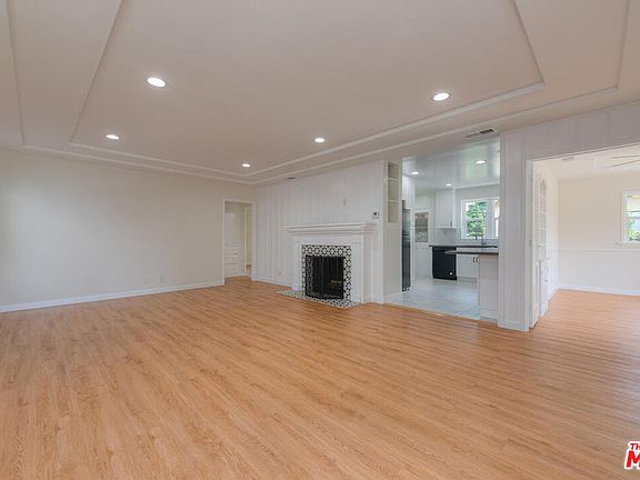 5th image of 5141 Cartwright Ave