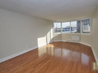 510 Main St APT 426, New York, NY 10044