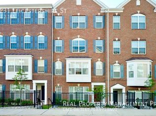 15231 Leicestershire St, Woodbridge, VA 22191