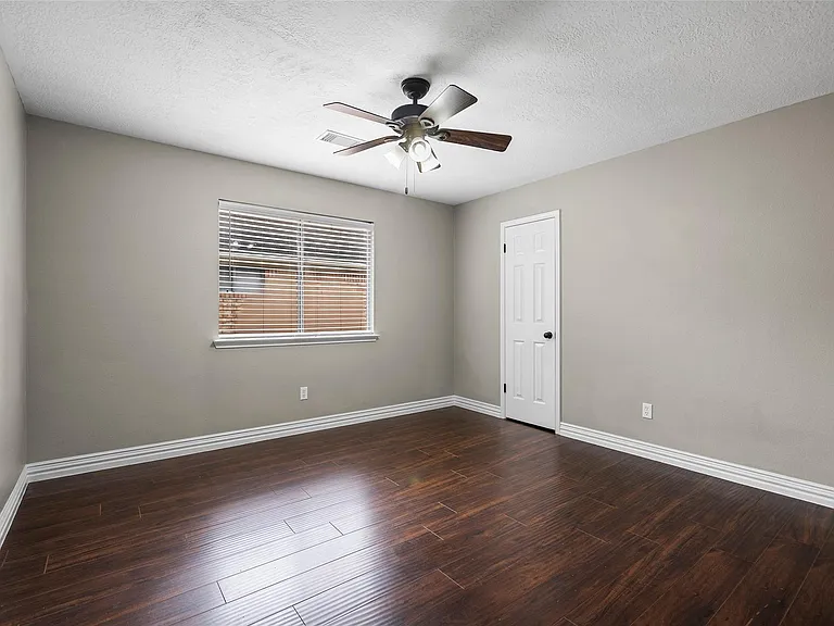 7914 Millbrook Dr — Photo 22