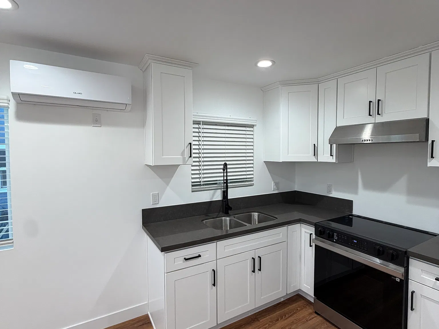 1 bed, 340 sqft, $1,750 — Photo 2