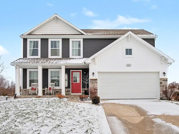 6694 Dutton Trail Dr SE, Caledonia, MI 49316