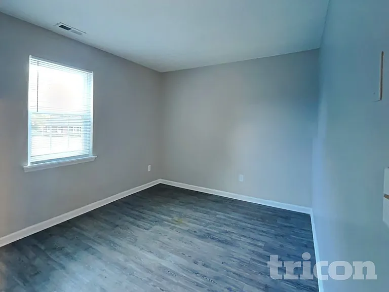 7307 Hooksett Ct — Photo 12