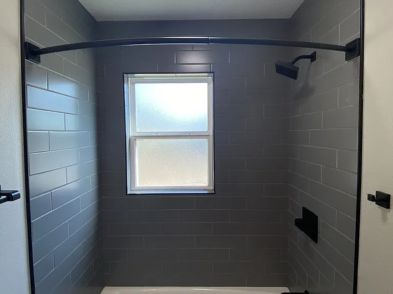 203 3rd St SE #1A — Photo 21