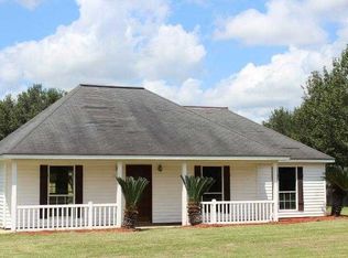 1123 Simon Angelle Rd, Arnaudville, LA 70512