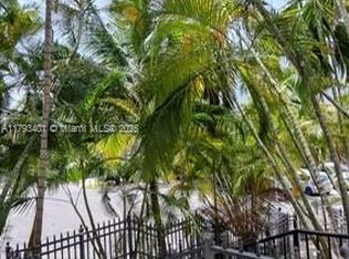 4000 NE 168th St APT 107A, North Miami Beach, FL 33160