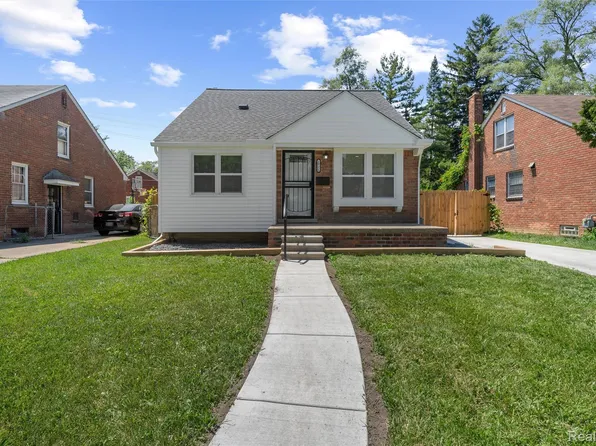 20323 Regent Dr, Detroit, MI 48205