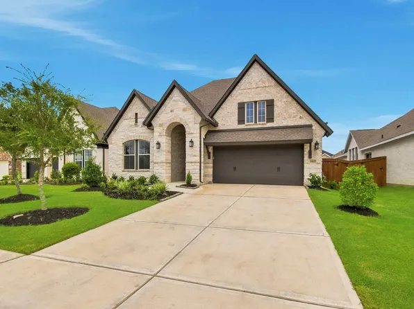 19615 Holly Pierce Dr, Cypress, TX 77433