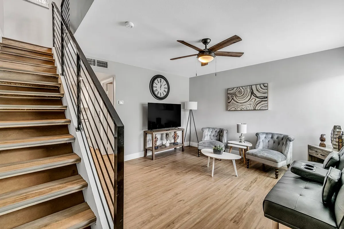 Building Photo - 4770 Topaz St #37
