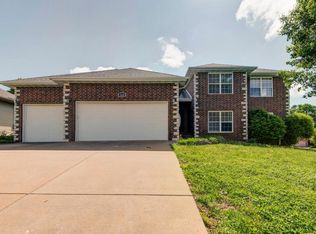 3946 S Ridgeline Ave, Springfield, MO 65807