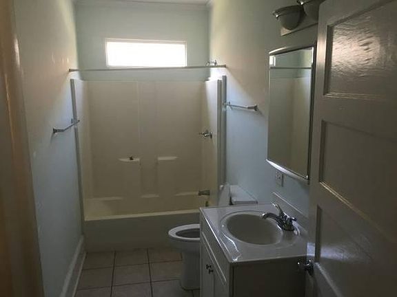 Second bathroom.