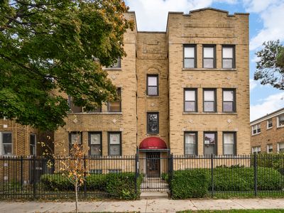5621 N Christiana Ave APT 2, Chicago, IL, 60659