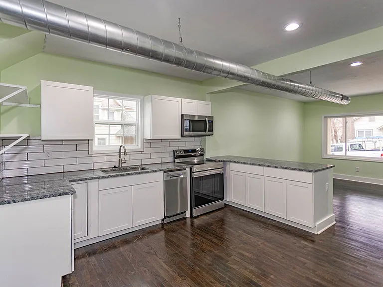 311 Pottawatomie St — Photo 18