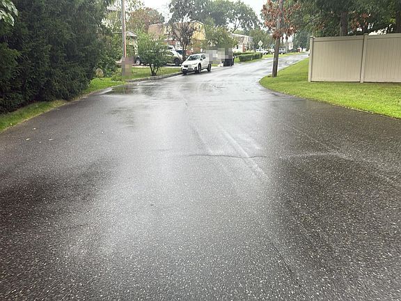 4th image of 9 13th Ave