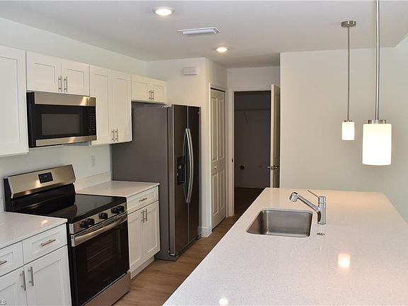 2nd image of 2311 Latarche Ave