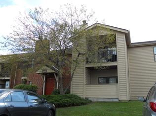 1971 N Hicks Rd UNIT 112, Palatine, IL 60074