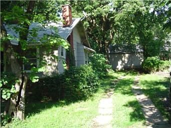 2nd image of 1419 S Hardy Ave