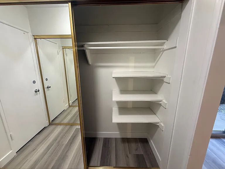 11915 Goshen Ave #3 — Photo 13