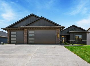 4017 Unbridled Ave, Iowa City, IA 52240