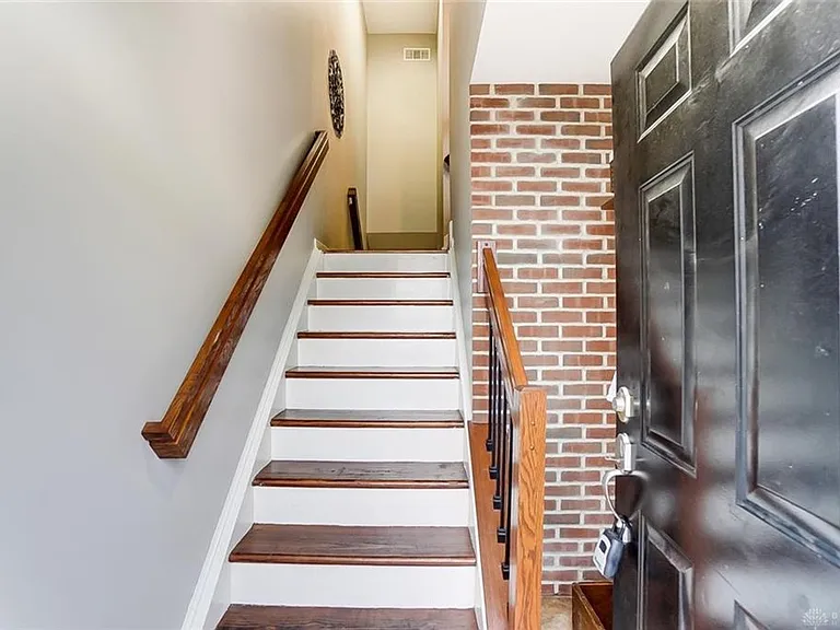 9579 Tahoe Dr — Photo 2