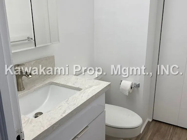 1128 Ala Napunani St #1408 — Photo 10