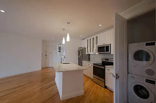 101 Ocean Pkwy Photo 1