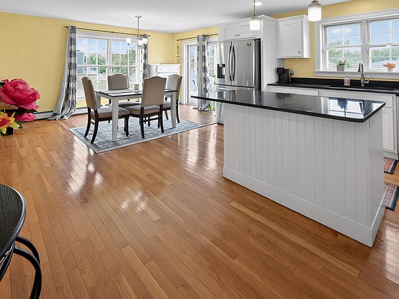 3rd image of 94 Gorham Road