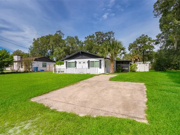 571 James St, Orange City, FL 32763