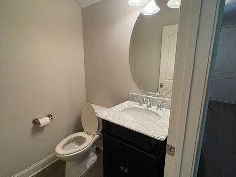 216 Bixby Private Ln — Photo 13