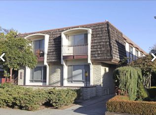 2065 Clinton Avenue, Alameda, CA 94501