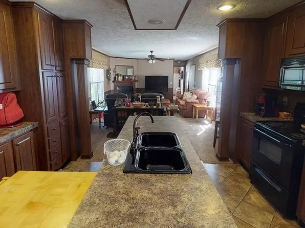 1448 Brittney Way, Newport, TN 37821