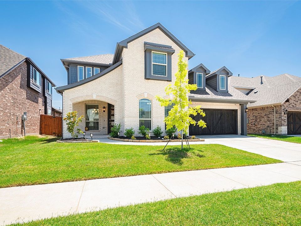 1st image of 3204 Emerald Grove Ln