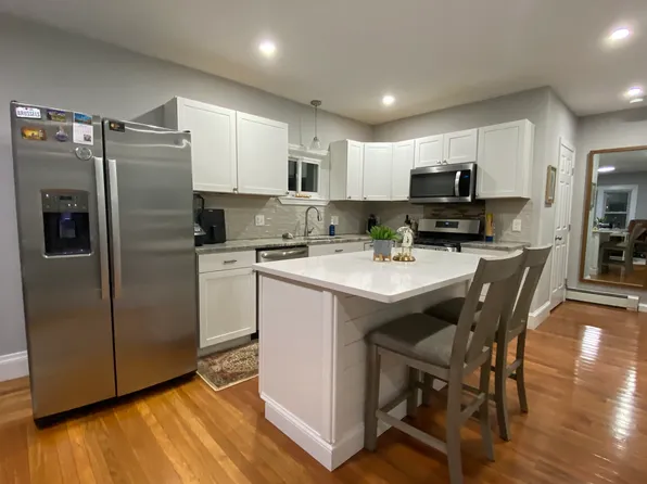 (undisclosed Address), Cranston, RI 02905