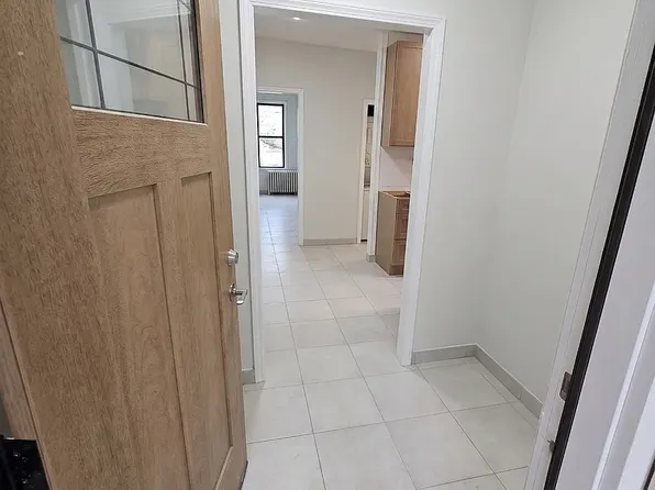 2232 E 7th St, Brooklyn, NY