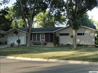 304 N Elm St, Marshall, MN 56258