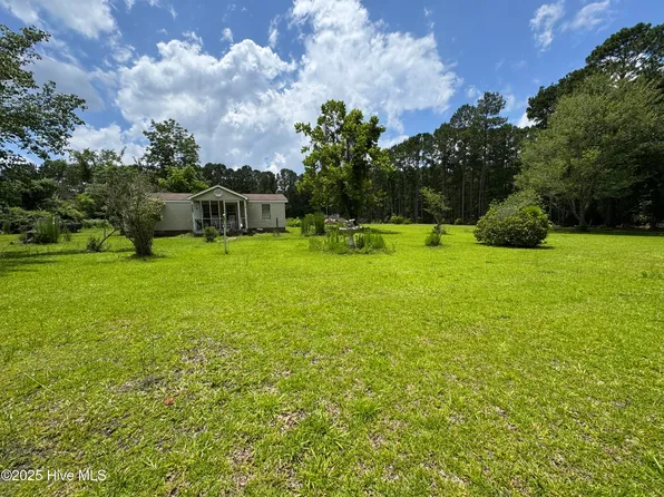 5669 Deerfield Place NE, Winnabow, NC 28479